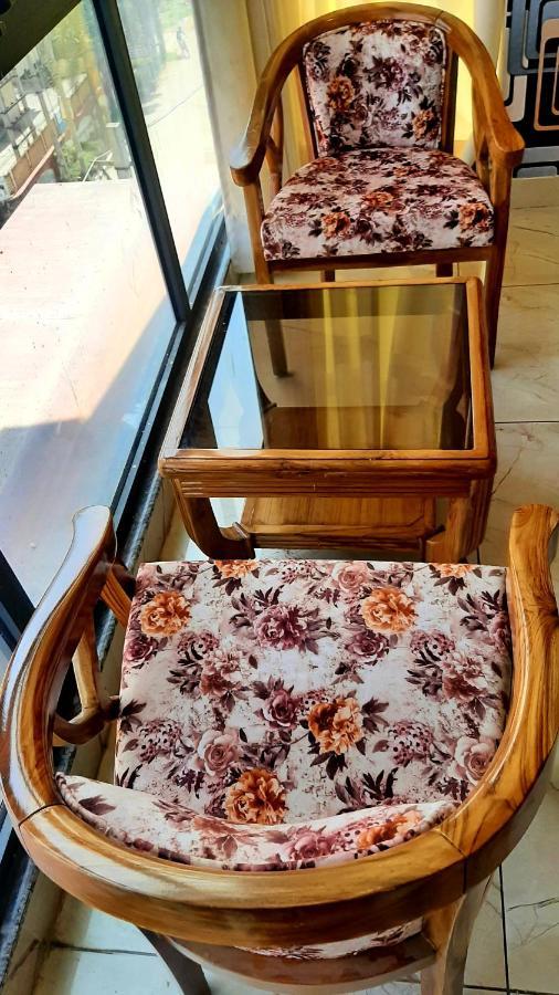 Hotel Hollywood Zirakpur Екстериор снимка